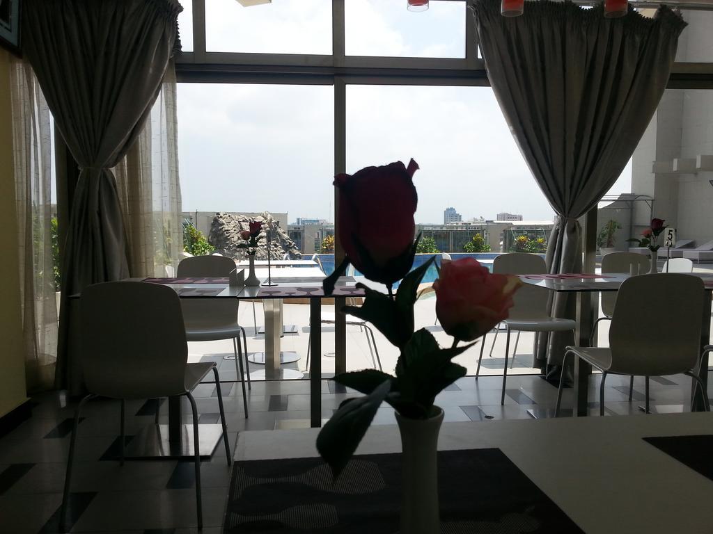 Benin Royal Hotel Cotonou Exterior photo