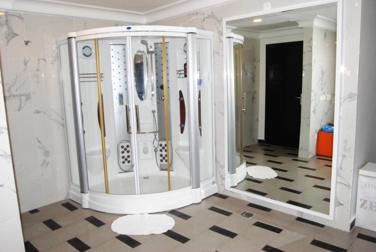 Benin Royal Hotel Cotonou Exterior photo